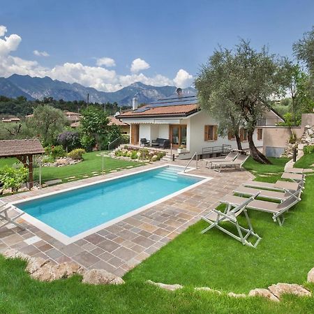 Villa Fani-Wellness & Relax Malcesine Bagian luar foto