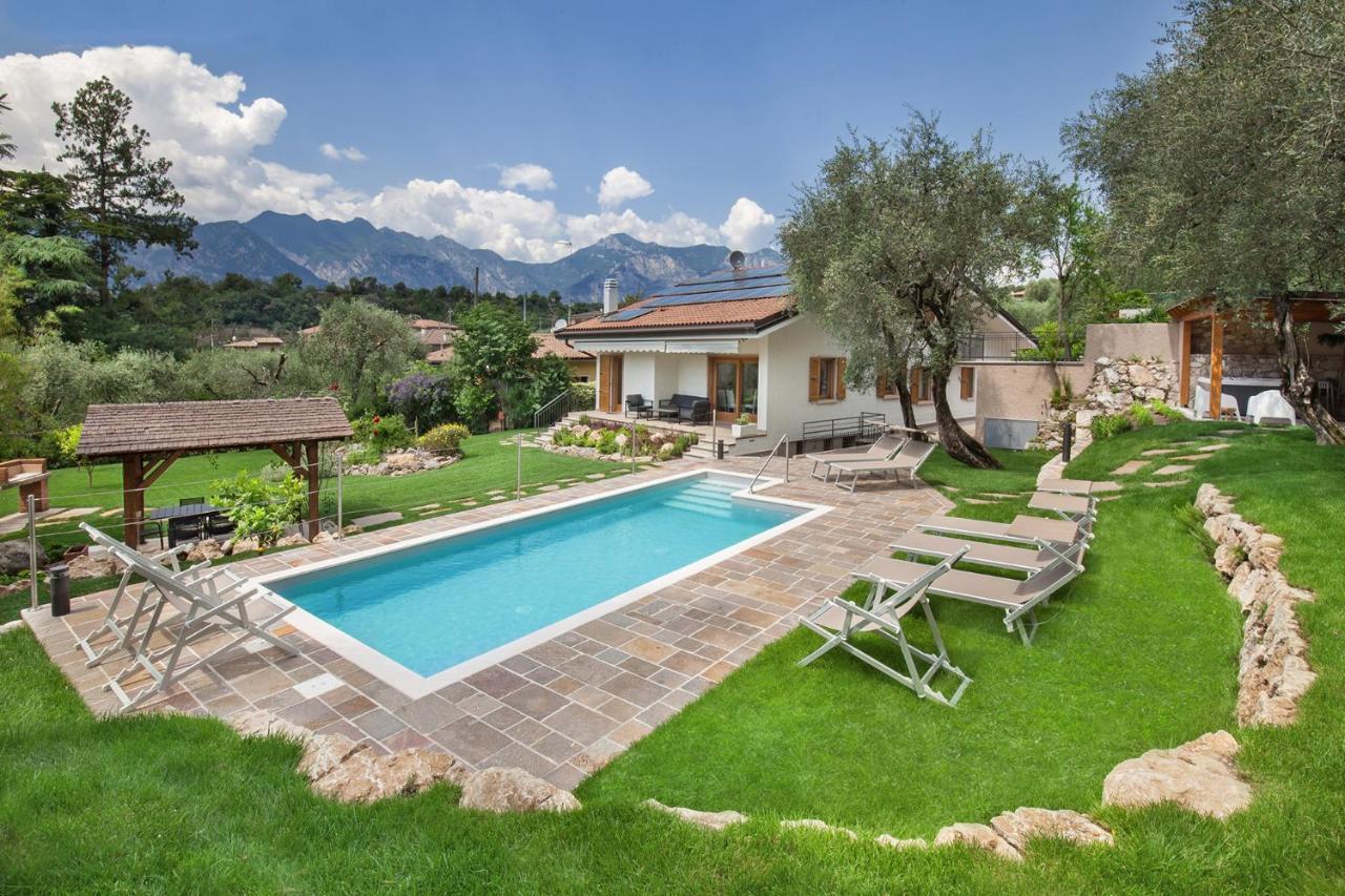 Villa Fani-Wellness & Relax Malcesine Bagian luar foto